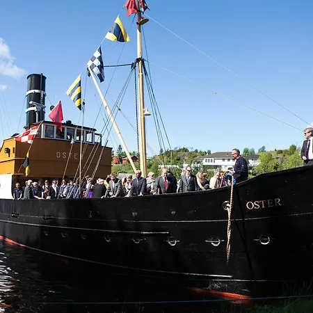 Hotell Fjordslottet Fotlandsvåg