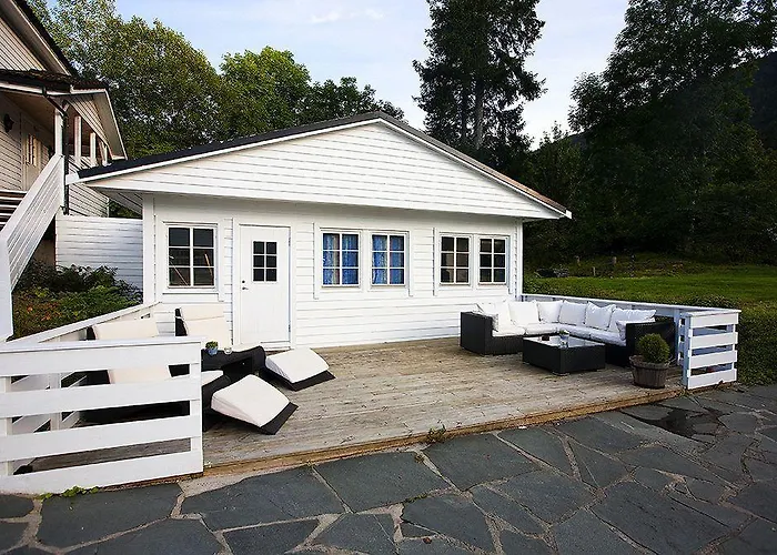 Fjordslottet 3*