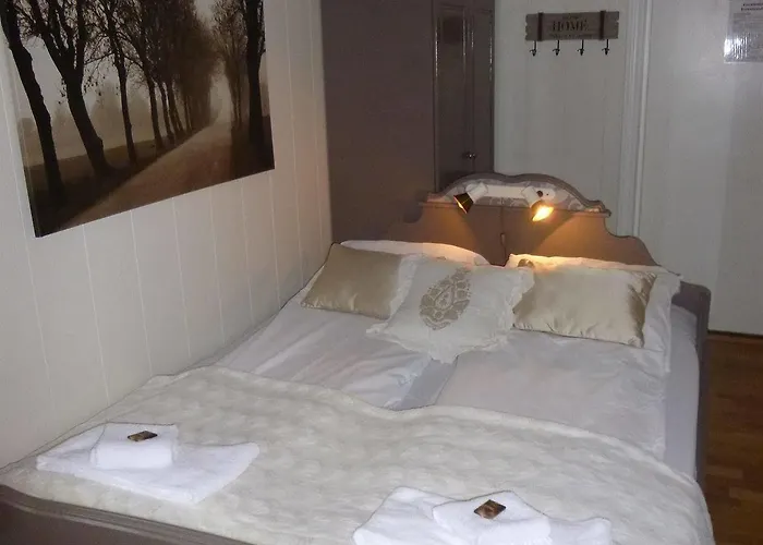 Hotel Fjordslottet Fotlandsvag