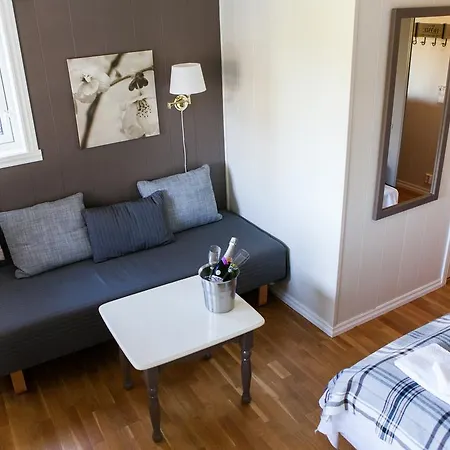 Fjordslottet Hotell Fotlandsvåg