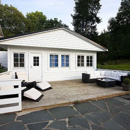 Fjordslottet 3*