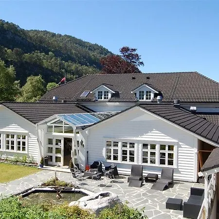 Hotell Fjordslottet Fotlandsvåg