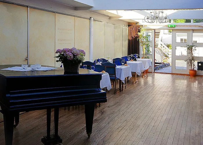 Hotel Fjordslottet Fotlandsvåg